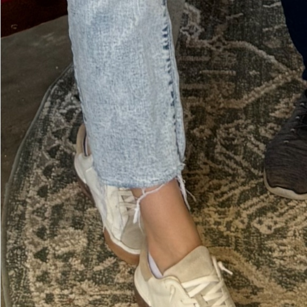 Stylish Blue Women's Jeans - Picture 9 of 10